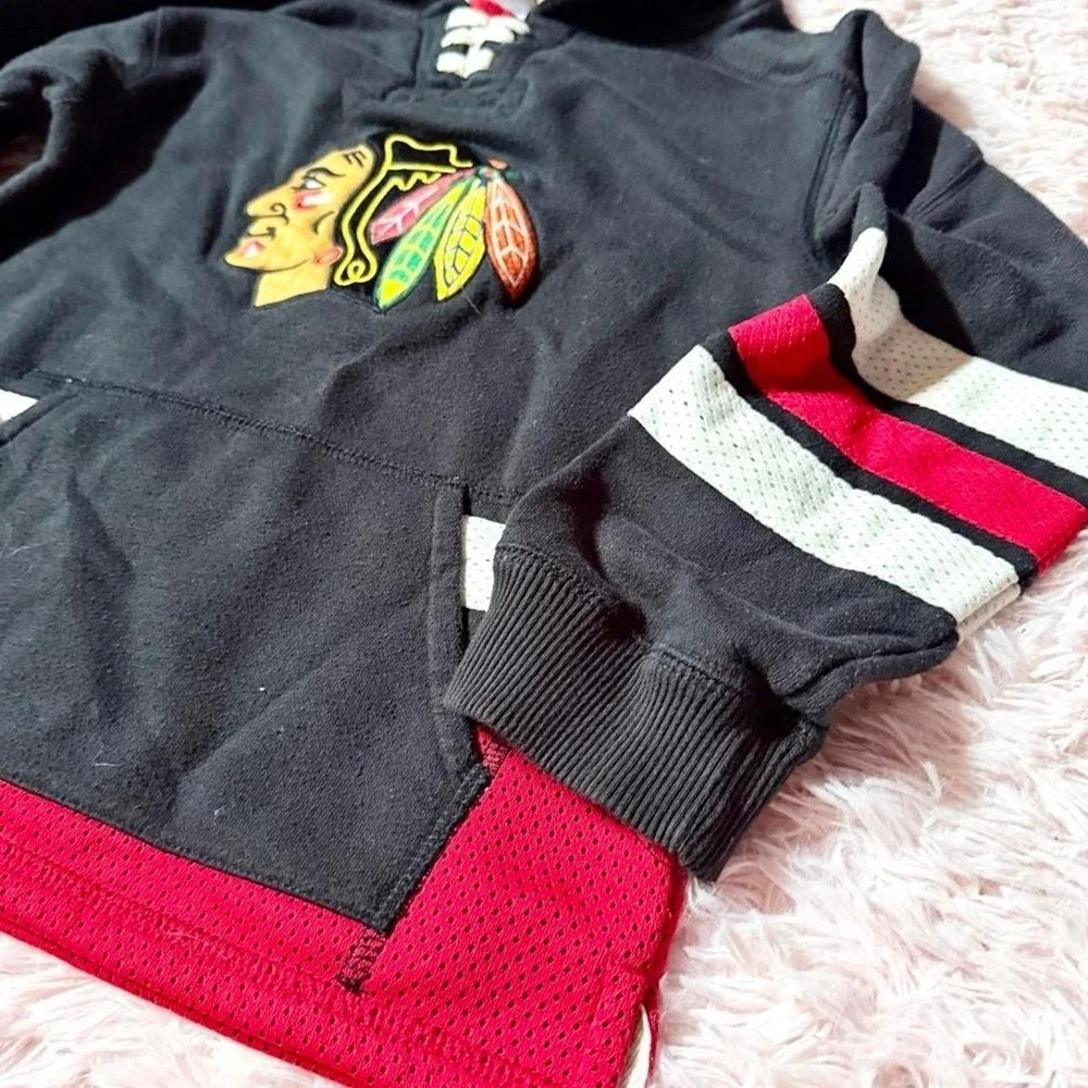 Chicago Blackhawks NHL Embroidered Hocket Pullover Hoodie Boys L Sportswear